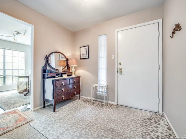 3605 HIDDEN DR #D4, San Antonio, TX 78217