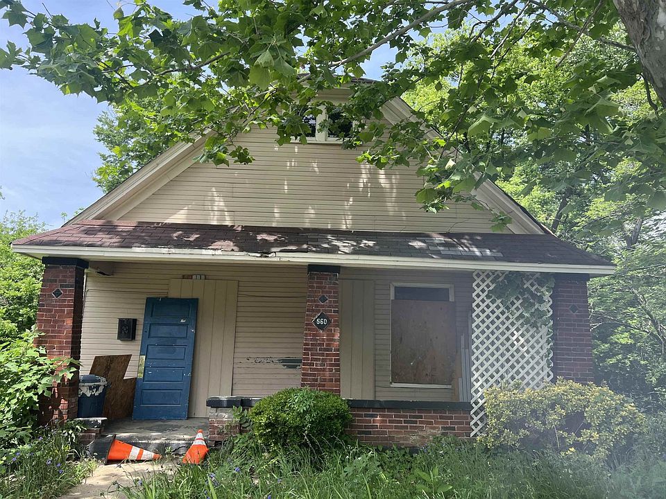 2nd image of 560 E Alston Ave