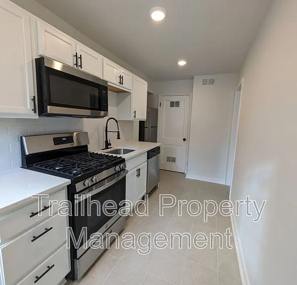 6421 Brookside Rd #3S — Photo 9