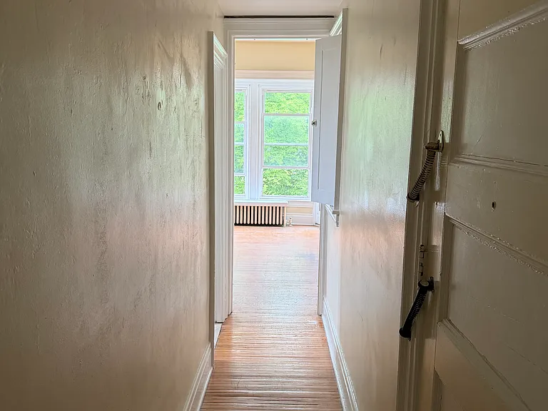 539 Linwood Ave #3 — Photo 7