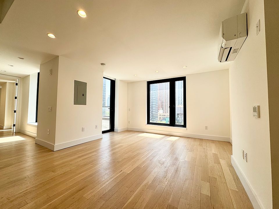 1st image of 260 Gold St #1203-13KLL