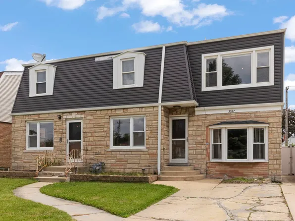 3037 Ernst St, Franklin Park, IL 60131