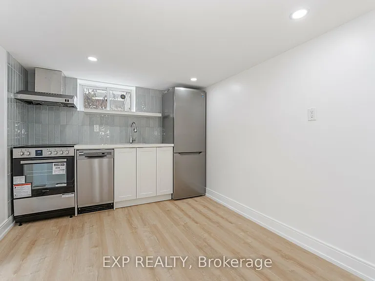 716 Brock Ave #B — Photo 7