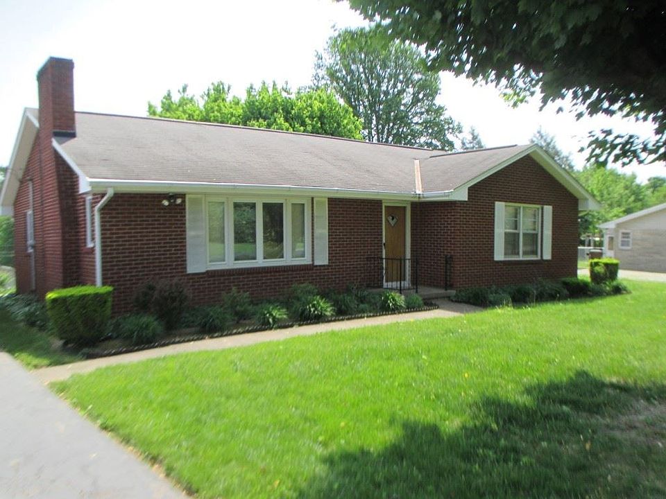 1st image of 1795 N Fairview Dr