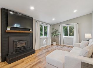 11121 N Arthurs Dr, Edgerton, WI 53534