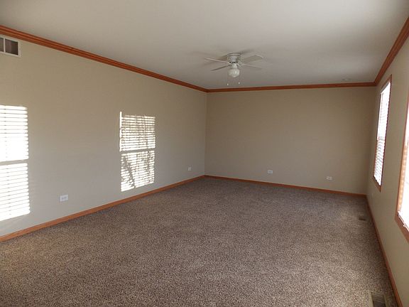 2nd image of 1800 Larkspur Dr