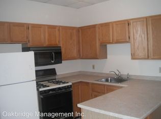 41 Deforest St APT B35, Seymour, CT 06483