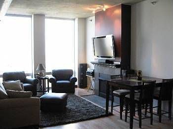 5th image of 700 N Larrabee St APT 2006