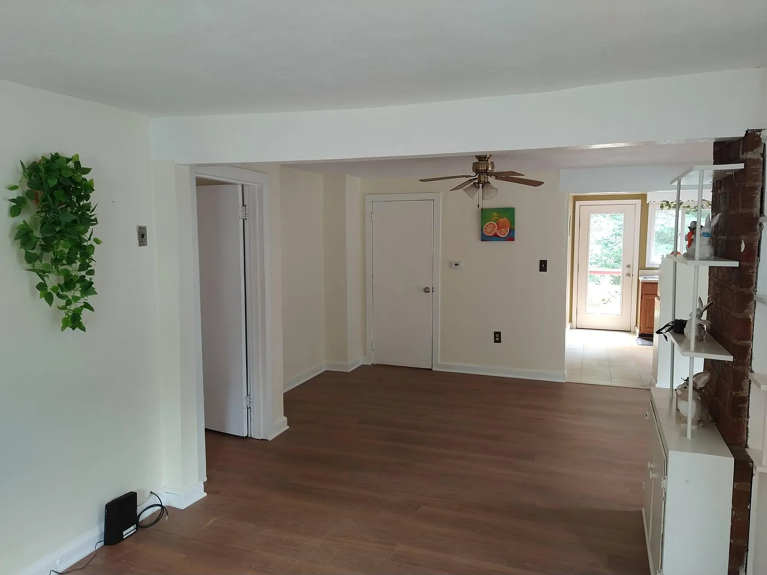 3 bed, 2029 sqft, $3,650 — Photo 4
