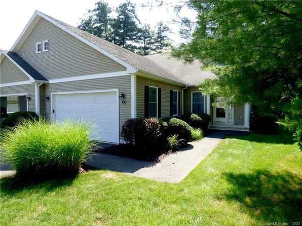 7 Bittersweet Lane #7, Avon, CT 06001