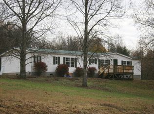 767 Short Bark Rd, Madisonville, TN 37354