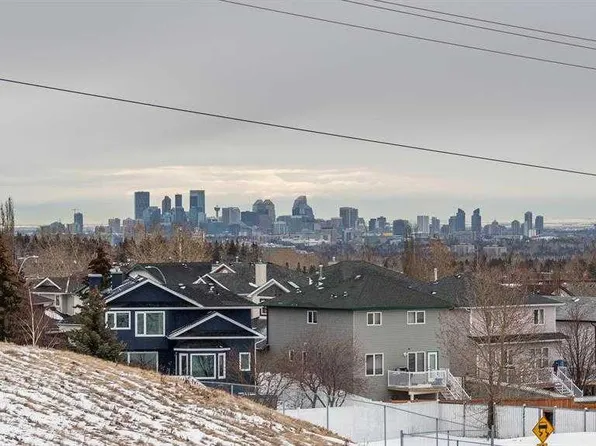 1010 W Arbour Lake Rd NW #2218, Calgary, AB T3G 4Y8