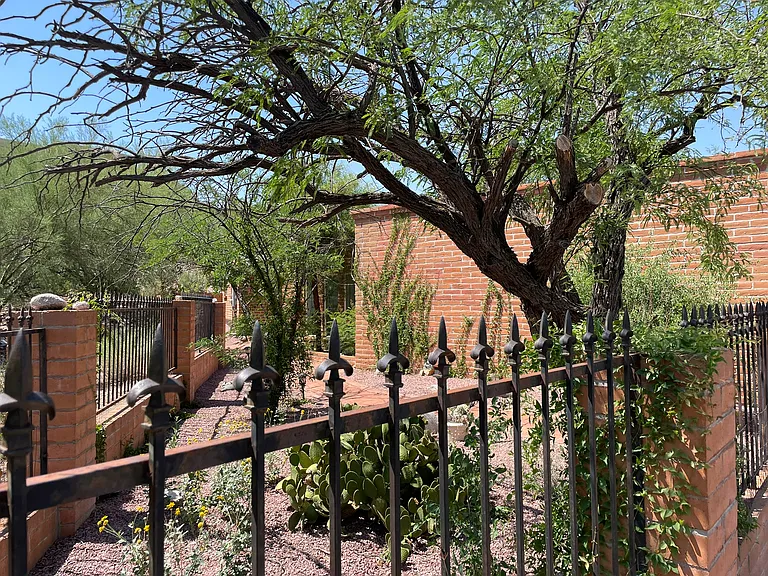 5830 E Calle Del Ciervo — Photo 62