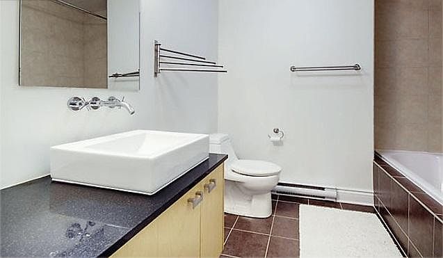 2nd image of 3816 Park Blvd