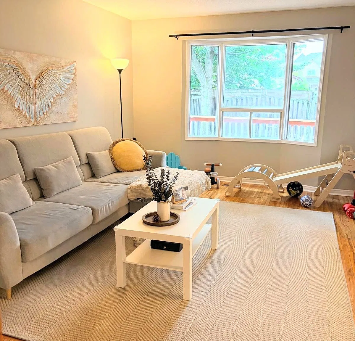 3 bed, $2,700 — Photo 1