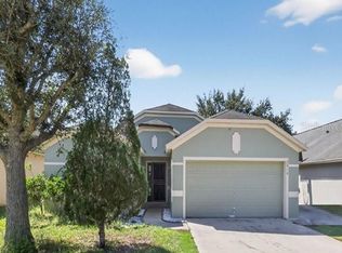 2016 Newtown Rd, Groveland, FL 34736