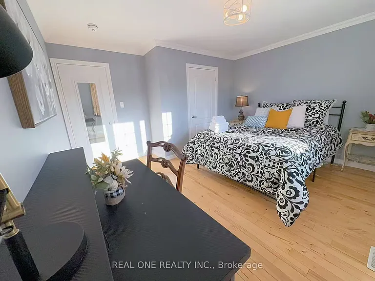 193 Dean Burton Ln #UPPER — Photo 18