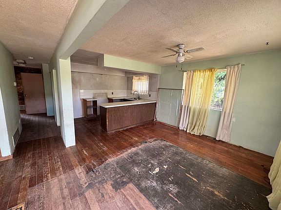 5th image of 3177 Lefeuvre Rd