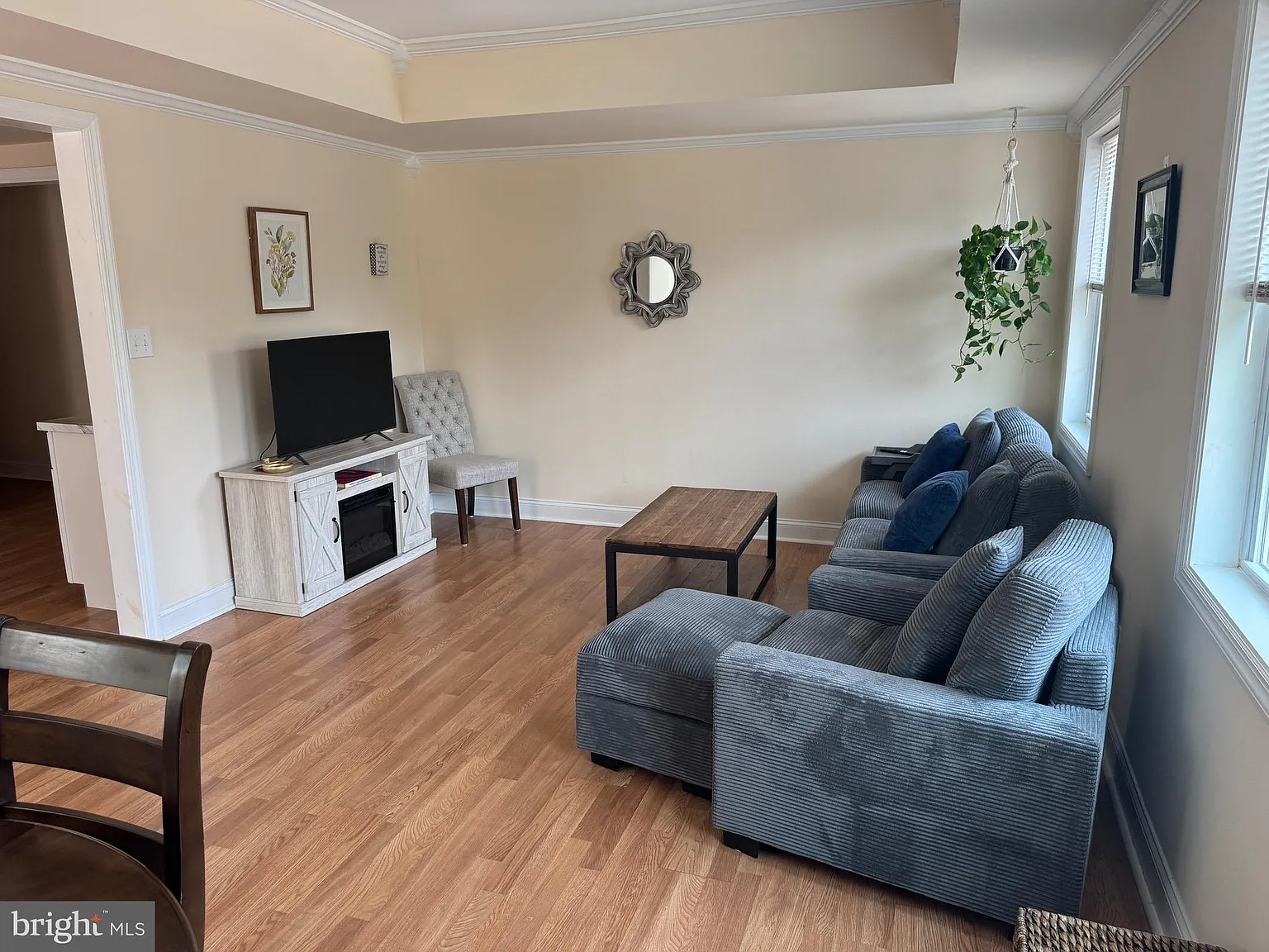 2 bed, 1083 sqft, $2,000 — Photo 2
