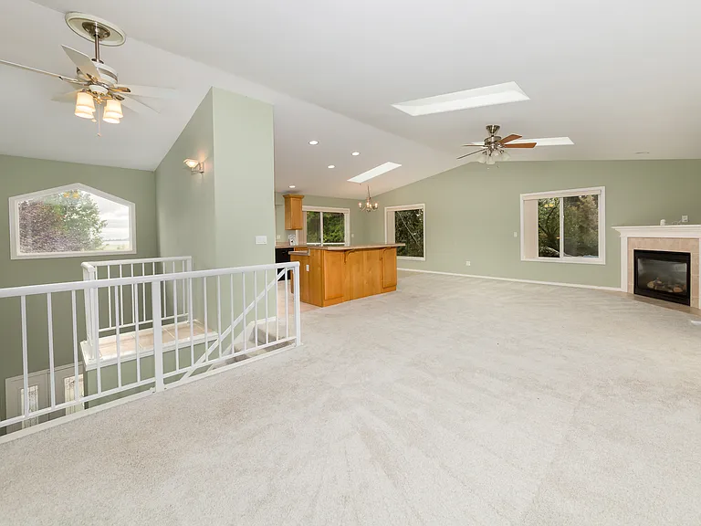 1197 Nimitz Dr — Photo 6