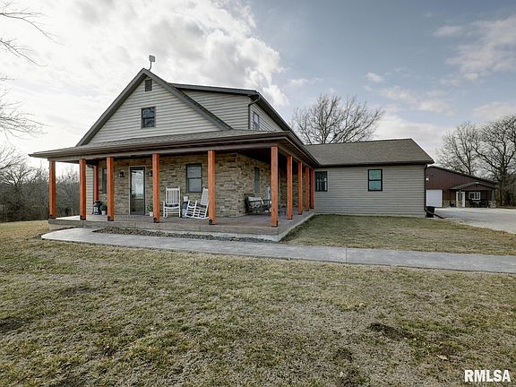 5th image of 1019 E 2200th St