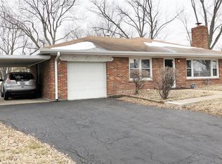 4115 Banks Rd, Saint Ann, MO 63074