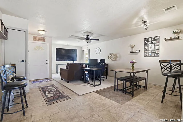 4827 Casa Grande St — Photo 4