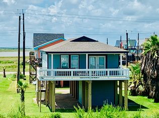 1635 Sandpebble Pl, Surfside Beach, TX 77541