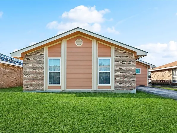 5164 Basinview Dr, New Orleans, LA 70126