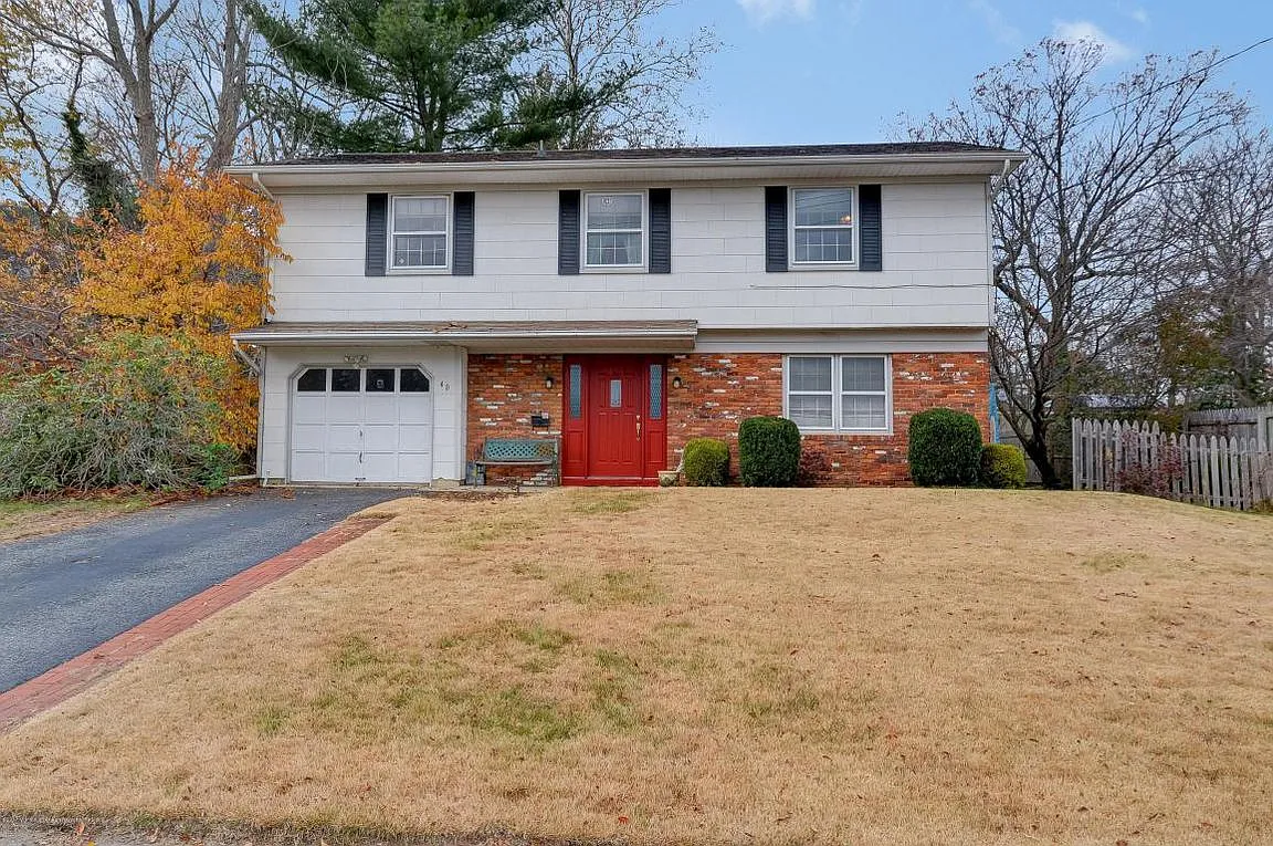 40 Taunton Dr photo 1