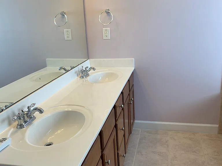708 Bluffcreek Dr — Photo 9