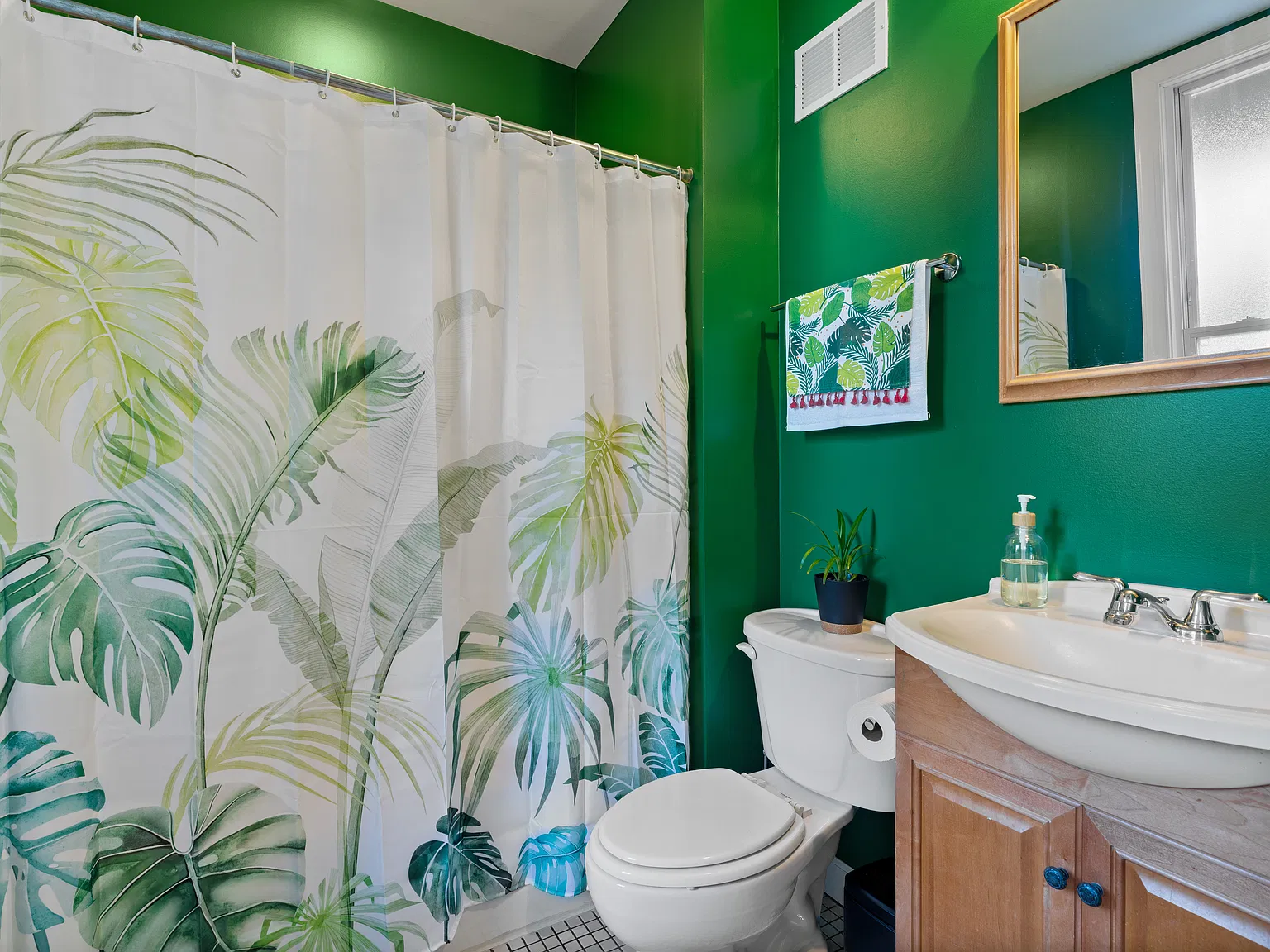 1 bed, 900 sqft, $2,300 — Photo 4