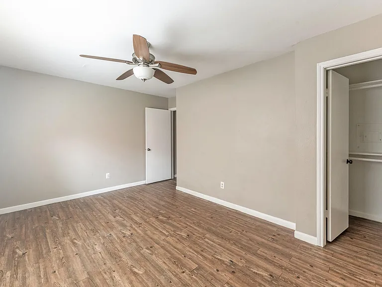 2404 Sycamore Ave #B2 — Photo 18