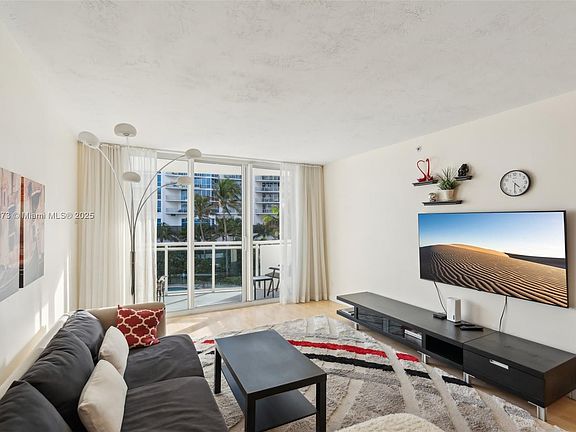 4th image of 3001 S Ocean Dr APT 315