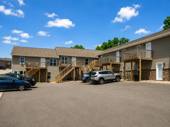 1020-1040 Fox Ridge Rd, Platteville, WI 53818