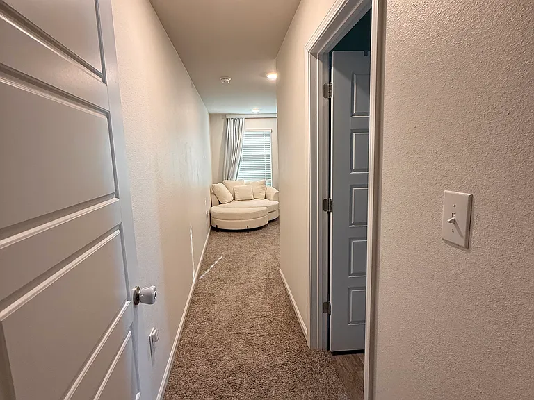 1092 Enclave Cir — Photo 10