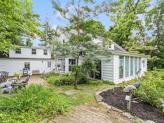 3rd image of 93 Widmer Road