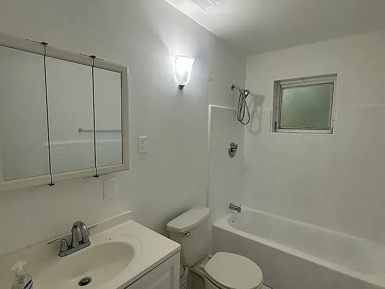 9308 N Military Trl — Photo 6