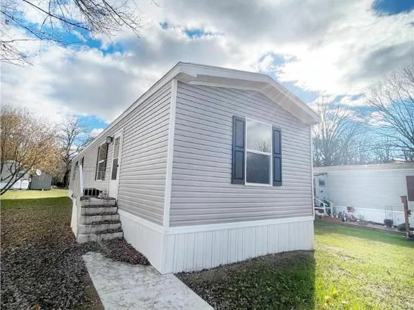 5733 Pfeiffer Cir, Germansville, PA 18053