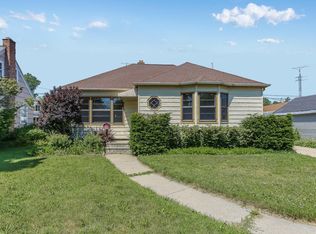 7812 16th Ave, Kenosha, WI 53143