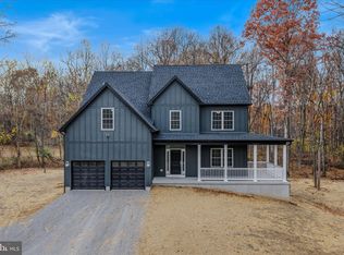 659 Nimitz Ln, Hedgesville, WV 25427