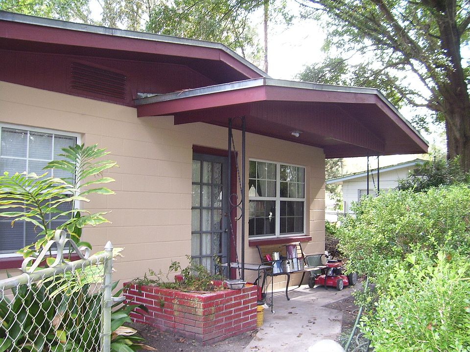 2nd image of 4101 NW 21st Dr