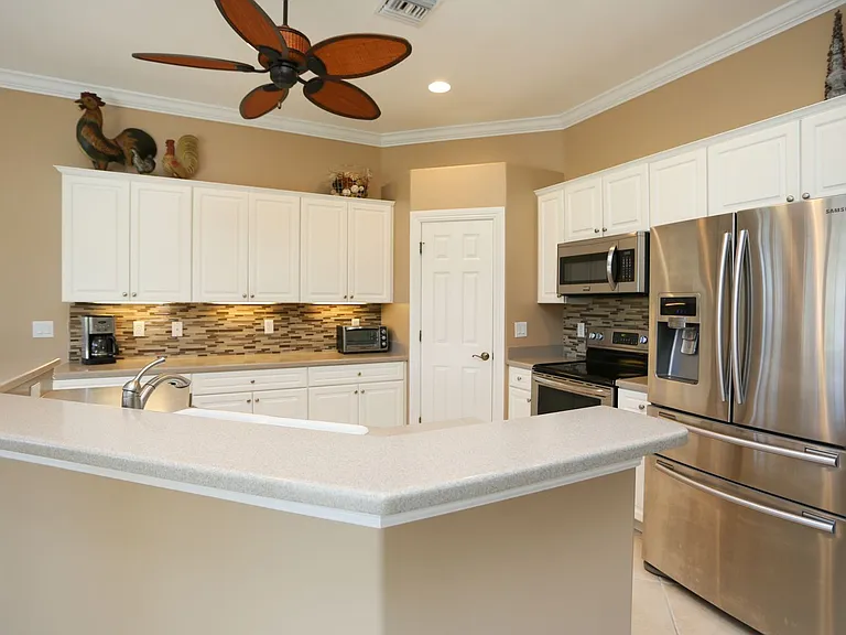 6769 Bent Grass Dr — Photo 3