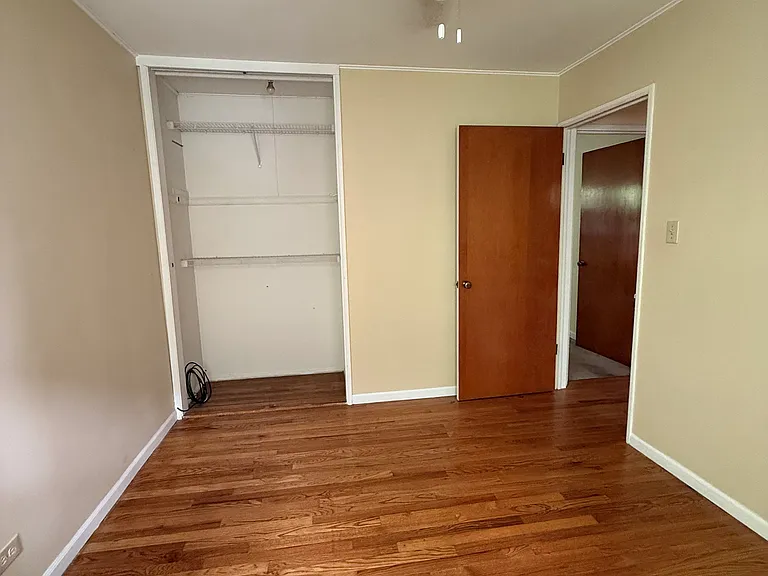 205 E Morningside Ave — Photo 9