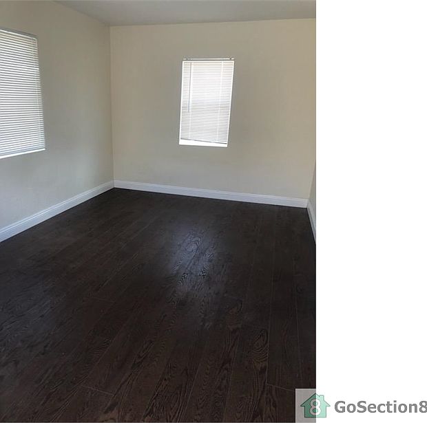 1st image of 409 W Van Buren Ave #8