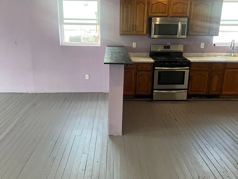 513 Main St #1 — Photo 14
