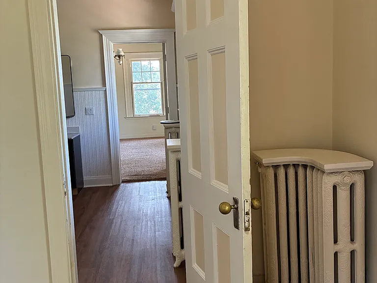 1321 Wood Ave #2 — Photo 8