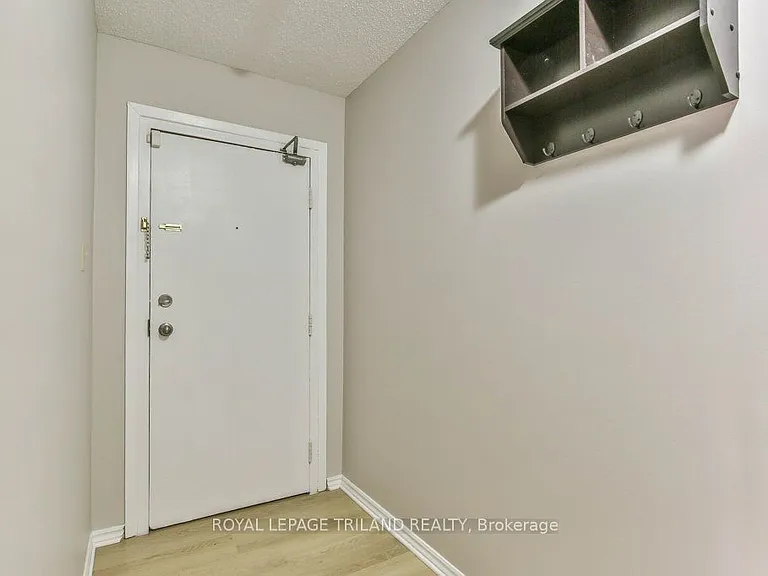 1096 Jalna Blvd #90 — Photo 5