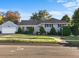 55 Ranch Rd, Hamden, CT 06517