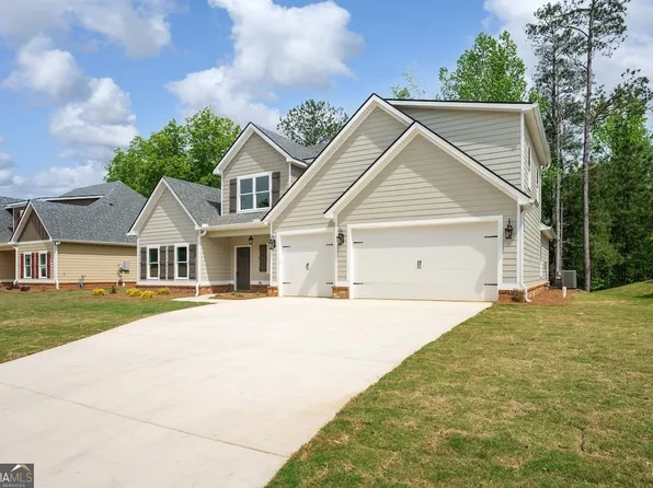 627 Whispering Pines Dr, Macon, GA 31211